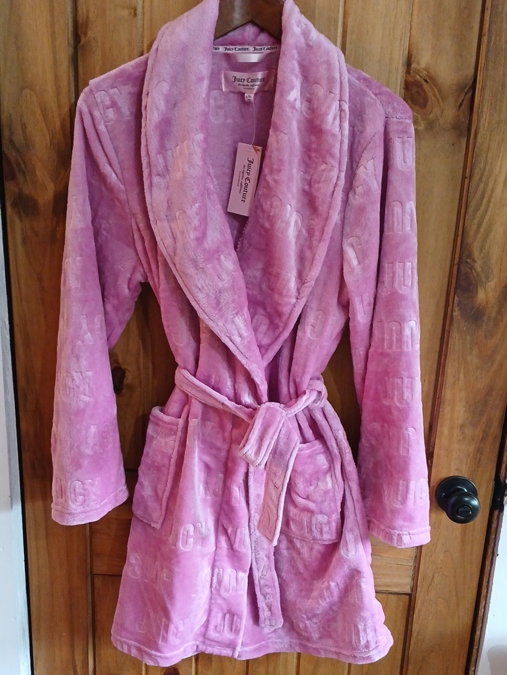 Juicy Couture Plush Shawl Collar Robe in Pink - L/XL